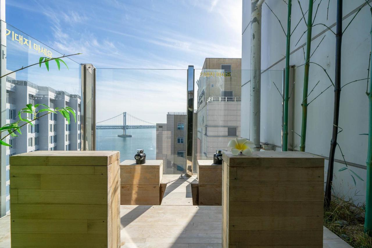 Gwanganli The Club Hotel Busan Ngoại thất bức ảnh