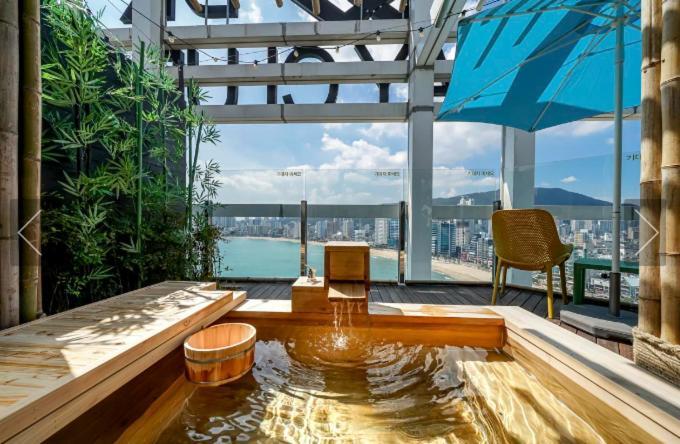 Gwanganli The Club Hotel Busan Ngoại thất bức ảnh