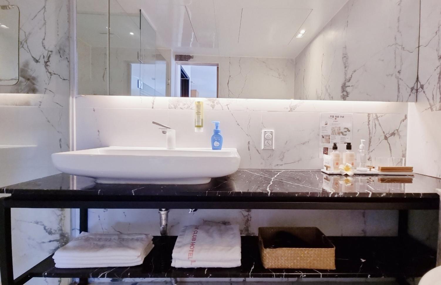 Gwanganli The Club Hotel Busan Ngoại thất bức ảnh