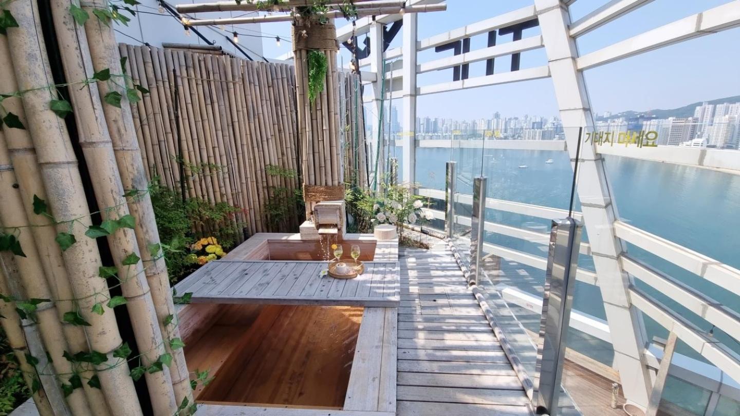 Gwanganli The Club Hotel Busan Ngoại thất bức ảnh
